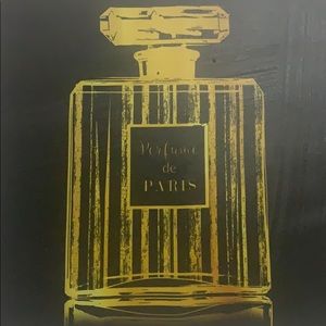 Meet your Posher, Adrienne